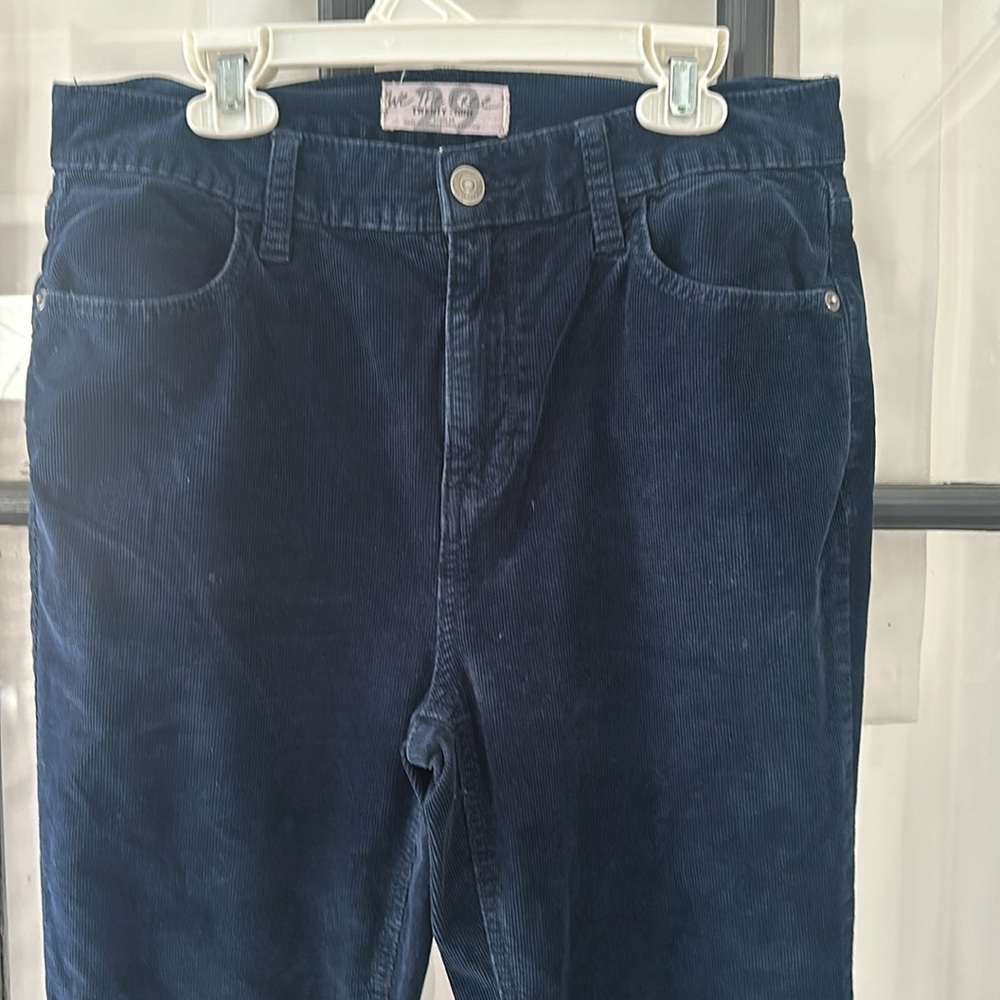 We the free navy corduroy raw hem pants (29) 🌿 - Picture 2 of 7